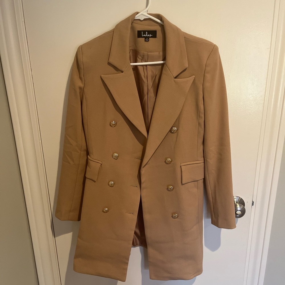 Lulu’s Coat